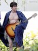 carter-jenkins-shirtless-emma-roberts-valentines-day-08052009-10-435x580.jpg